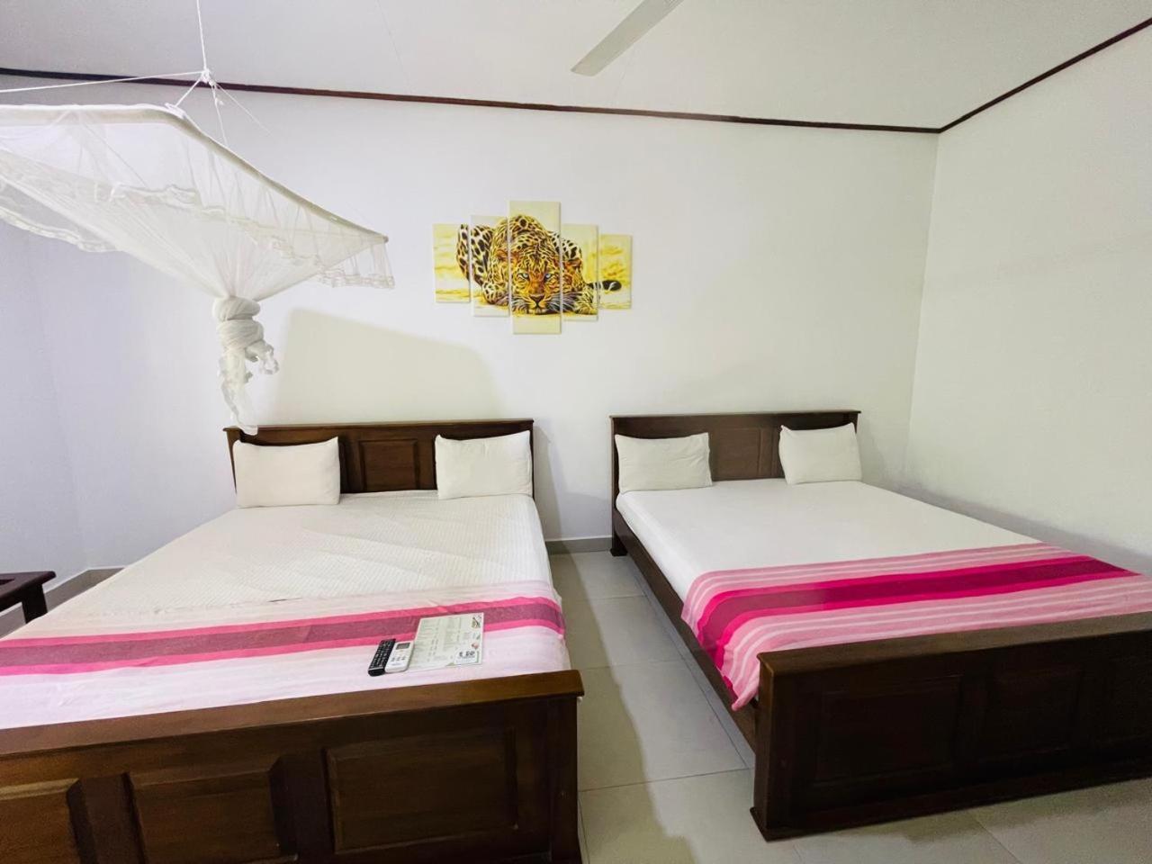 Ud Garden Hotel Kataragama Kültér fotó